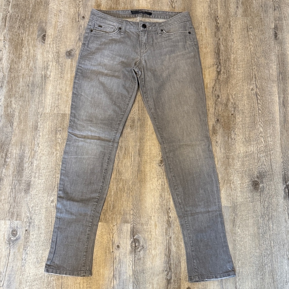 Joe's Jeans Chelsea Fit